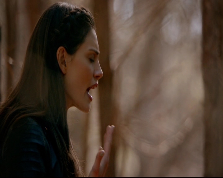 VampireDiariesWorld-dot-nl_TheOriginals_3x19NoMoreHeartbreaks0987.jpg