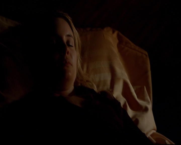 VampireDiariesWorld-dot-nl_TheOriginals_3x19NoMoreHeartbreaks1022.jpg VampireDiariesWorld-dot-nl_TheOriginals_3x19NoMoreHeartbreaks1022.jpg