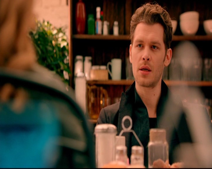 VampireDiariesWorld-dot-nl_TheOriginals_3x19NoMoreHeartbreaks1060.jpg