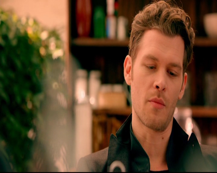 VampireDiariesWorld-dot-nl_TheOriginals_3x19NoMoreHeartbreaks1073.jpg