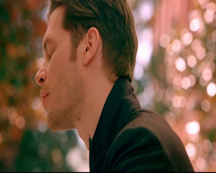 VampireDiariesWorld-dot-nl_TheOriginals_3x19NoMoreHeartbreaks1085.jpg VampireDiariesWorld-dot-nl_TheOriginals_3x19NoMoreHeartbreaks1085.jpg