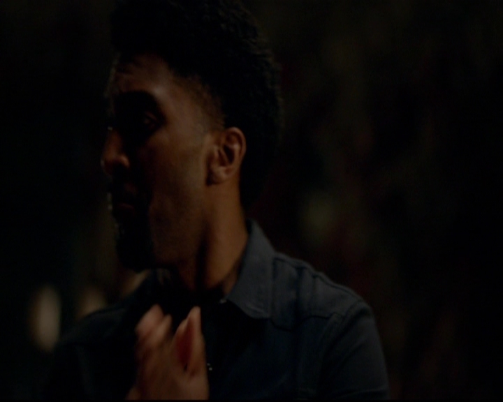 VampireDiariesWorld-dot-nl_TheOriginals_3x19NoMoreHeartbreaks1137.jpg VampireDiariesWorld-dot-nl_TheOriginals_3x19NoMoreHeartbreaks1137.jpg