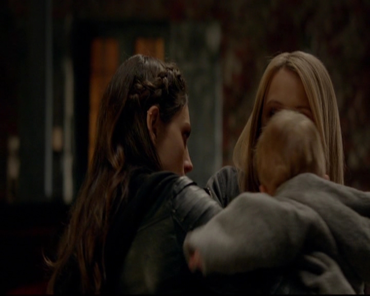 VampireDiariesWorld-dot-nl_TheOriginals_3x19NoMoreHeartbreaks1148.jpg VampireDiariesWorld-dot-nl_TheOriginals_3x19NoMoreHeartbreaks1148.jpg