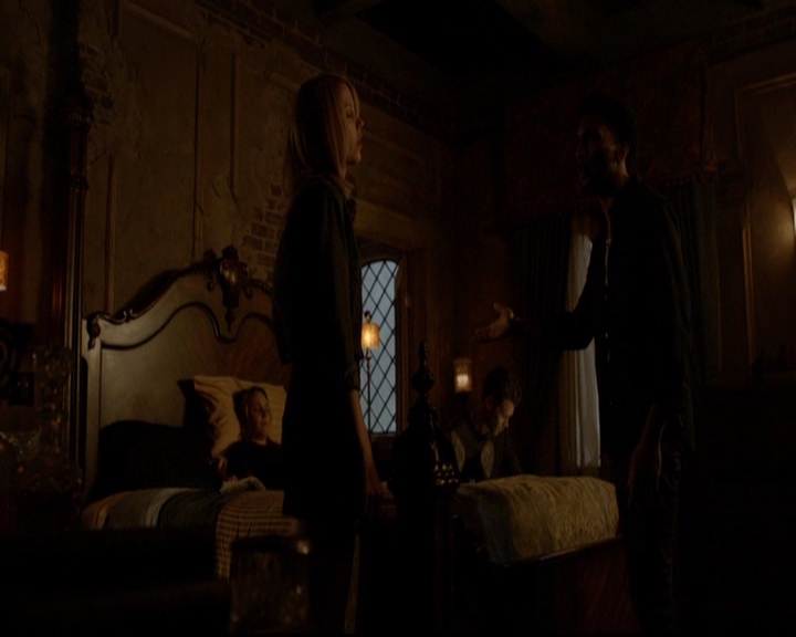 VampireDiariesWorld-dot-nl_TheOriginals_3x19NoMoreHeartbreaks1576.jpg