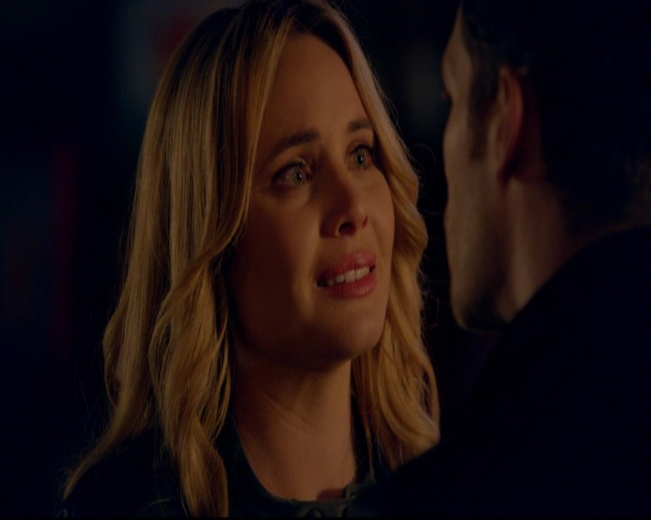 VampireDiariesWorld-dot-nl_TheOriginals_3x19NoMoreHeartbreaks1685.jpg VampireDiariesWorld-dot-nl_TheOriginals_3x19NoMoreHeartbreaks1685.jpg