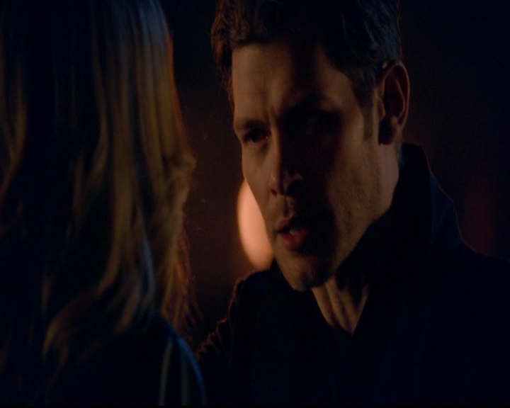 VampireDiariesWorld-dot-nl_TheOriginals_3x19NoMoreHeartbreaks1718.jpg