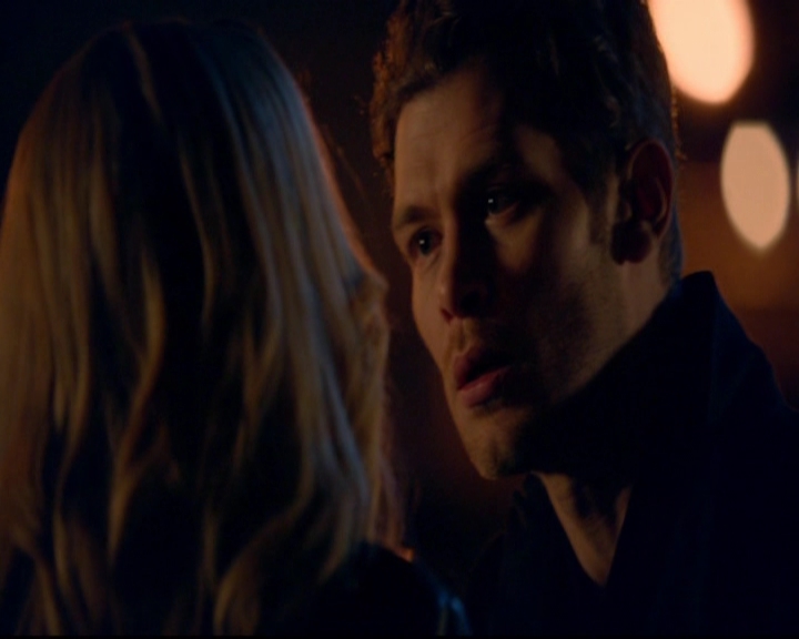 VampireDiariesWorld-dot-nl_TheOriginals_3x19NoMoreHeartbreaks1728.jpg