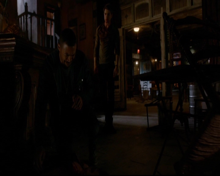 VampireDiariesWorld-dot-nl_TheOriginals_3x20WhereNothingStaysBuried0032.jpg