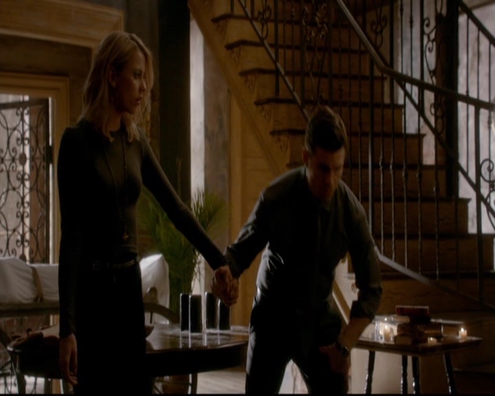 VampireDiariesWorld-dot-nl_TheOriginals_3x20WhereNothingStaysBuried0577.jpg VampireDiariesWorld-dot-nl_TheOriginals_3x20WhereNothingStaysBuried0577.jpg