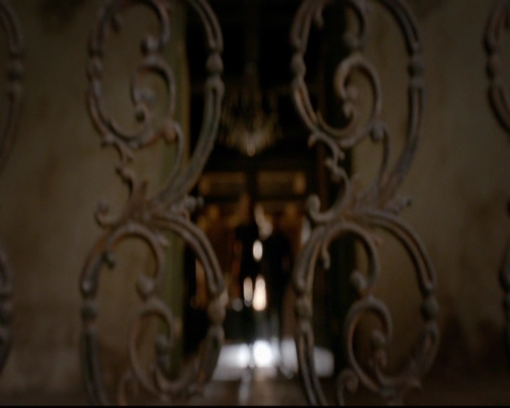 VampireDiariesWorld-dot-nl_TheOriginals_3x20WhereNothingStaysBuried0809.jpg