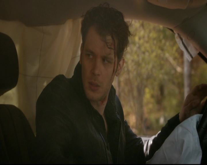 VampireDiariesWorld-dot-nl_TheOriginals_3x20WhereNothingStaysBuried1243.jpg VampireDiariesWorld-dot-nl_TheOriginals_3x20WhereNothingStaysBuried1243.jpg