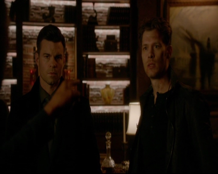 VampireDiariesWorld-dot-nl_TheOriginals_3x20WhereNothingStaysBuried1875.jpg