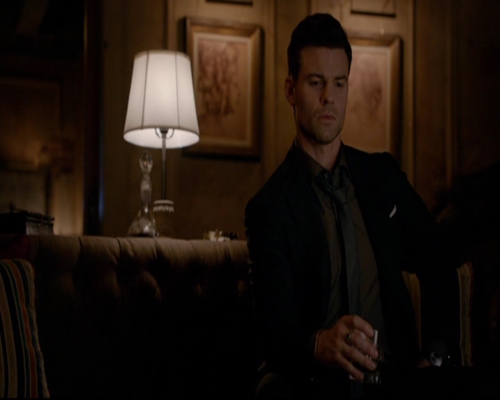 VampireDiariesWorld-dot-nl_TheOriginals_3x20WhereNothingStaysBuried2010.jpg