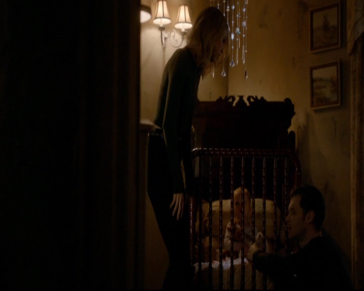 VampireDiariesWorld-dot-nl_TheOriginals_3x20WhereNothingStaysBuried2101.jpg