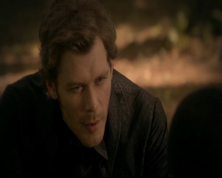 VampireDiariesWorld-dot-nl_TheOriginals_3x22TheBloodyCrown0014.jpg