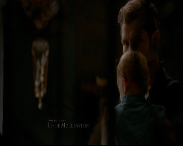 VampireDiariesWorld-dot-nl_TheOriginals_3x22TheBloodyCrown0120.jpg
