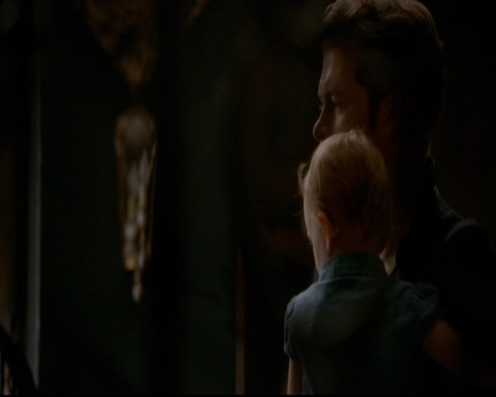 VampireDiariesWorld-dot-nl_TheOriginals_3x22TheBloodyCrown0122.jpg