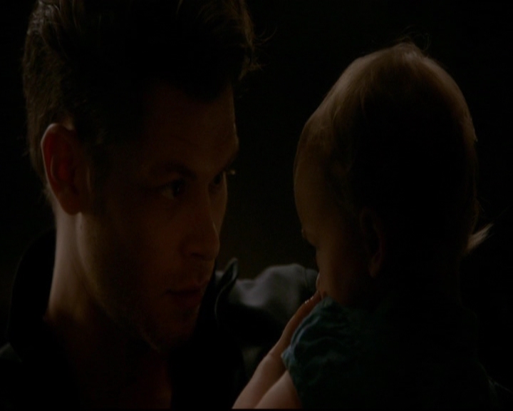 VampireDiariesWorld-dot-nl_TheOriginals_3x22TheBloodyCrown0130.jpg