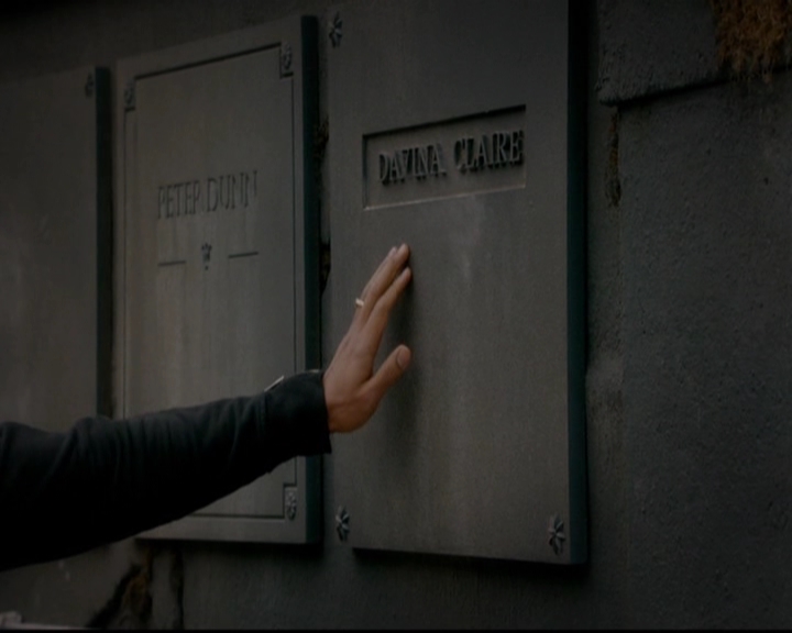 VampireDiariesWorld-dot-nl_TheOriginals_3x22TheBloodyCrown0236.jpg