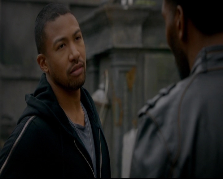 VampireDiariesWorld-dot-nl_TheOriginals_3x22TheBloodyCrown0251.jpg