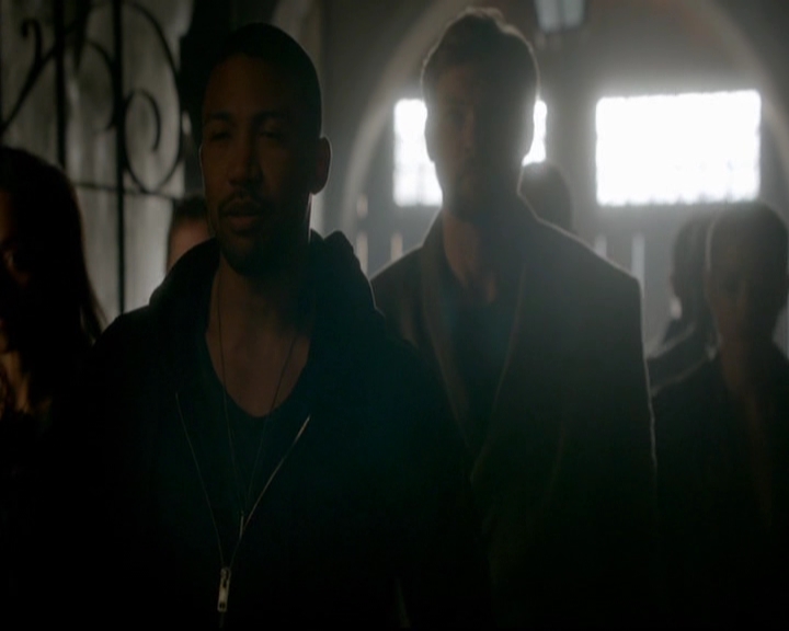 VampireDiariesWorld-dot-nl_TheOriginals_3x22TheBloodyCrown0376.jpg