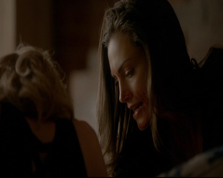 VampireDiariesWorld-dot-nl_TheOriginals_3x22TheBloodyCrown0610.jpg VampireDiariesWorld-dot-nl_TheOriginals_3x22TheBloodyCrown0610.jpg