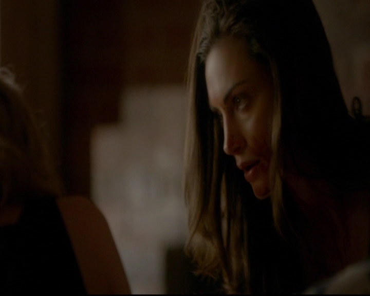 VampireDiariesWorld-dot-nl_TheOriginals_3x22TheBloodyCrown0612.jpg