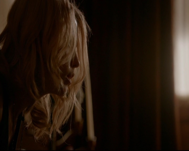 VampireDiariesWorld-dot-nl_TheOriginals_3x22TheBloodyCrown0628.jpg