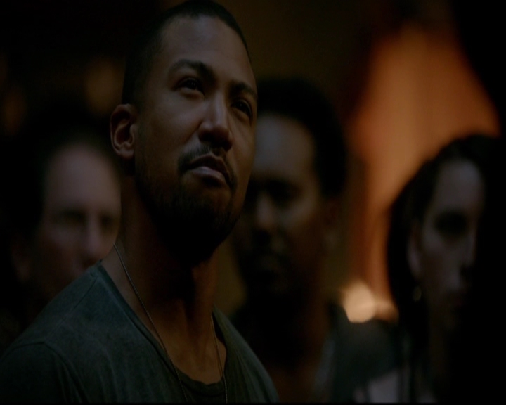 VampireDiariesWorld-dot-nl_TheOriginals_3x22TheBloodyCrown1275.jpg