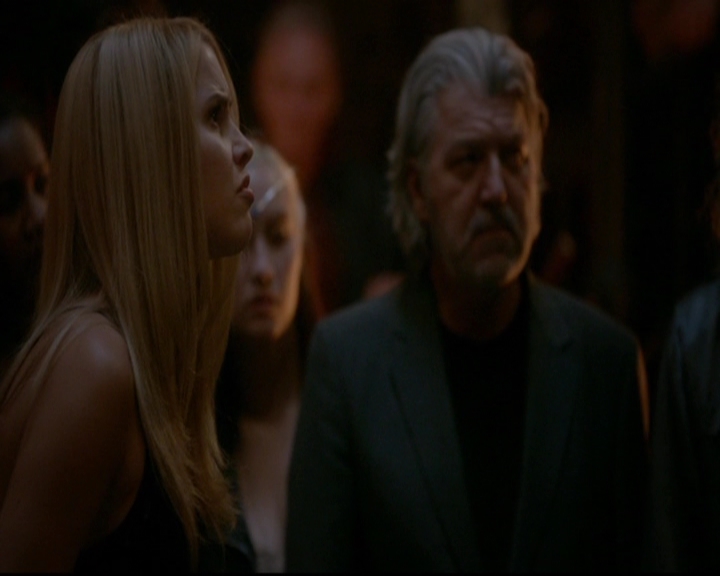 VampireDiariesWorld-dot-nl_TheOriginals_3x22TheBloodyCrown1588.jpg