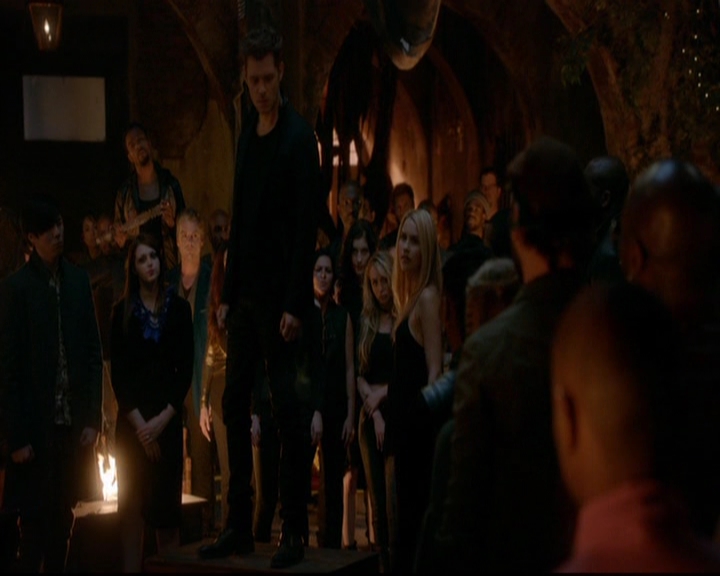 VampireDiariesWorld-dot-nl_TheOriginals_3x22TheBloodyCrown1606.jpg VampireDiariesWorld-dot-nl_TheOriginals_3x22TheBloodyCrown1606.jpg