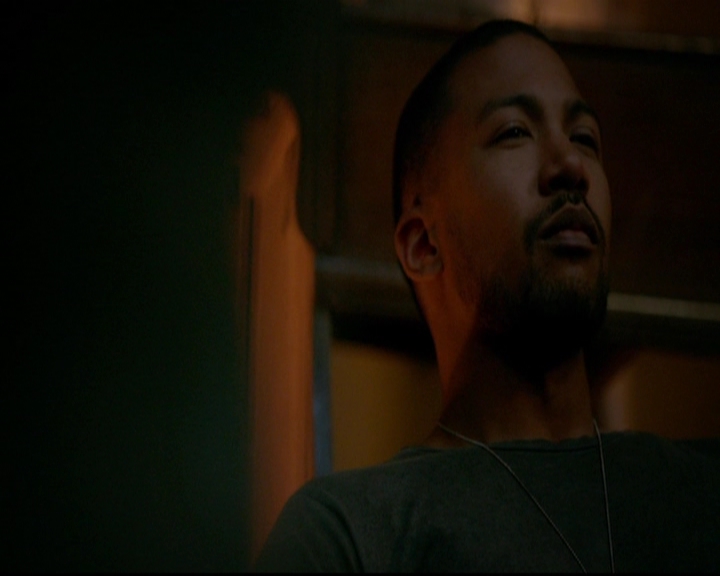 VampireDiariesWorld-dot-nl_TheOriginals_3x22TheBloodyCrown1618.jpg
