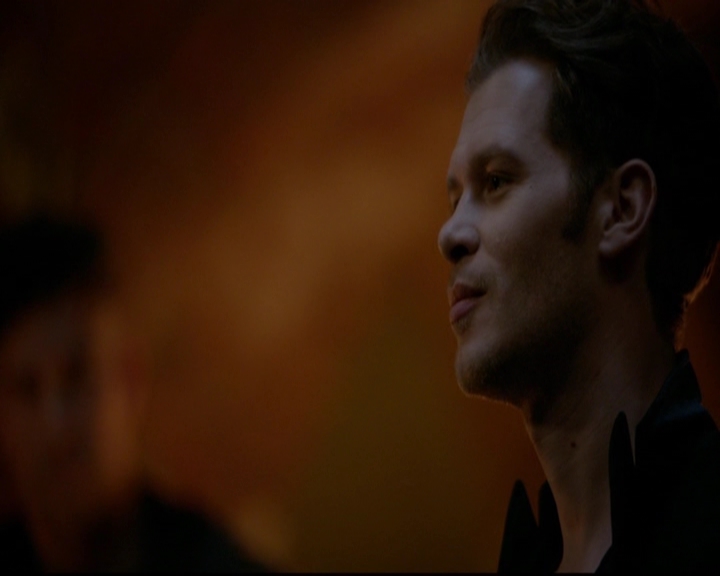 VampireDiariesWorld-dot-nl_TheOriginals_3x22TheBloodyCrown1710.jpg