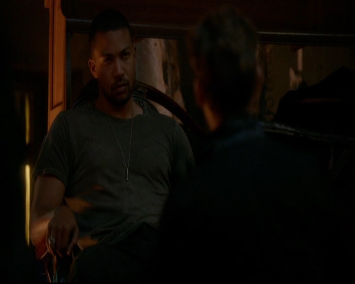 VampireDiariesWorld-dot-nl_TheOriginals_3x22TheBloodyCrown1723.jpg