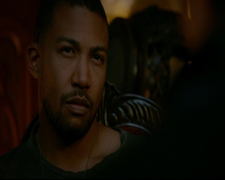 VampireDiariesWorld-dot-nl_TheOriginals_3x22TheBloodyCrown1728.jpg