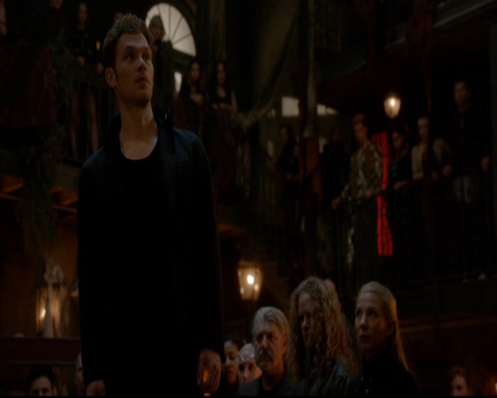 VampireDiariesWorld-dot-nl_TheOriginals_3x22TheBloodyCrown1792.jpg