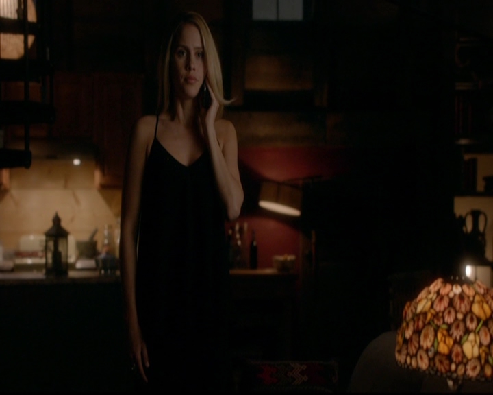 VampireDiariesWorld-dot-nl_TheOriginals_3x22TheBloodyCrown1936.jpg