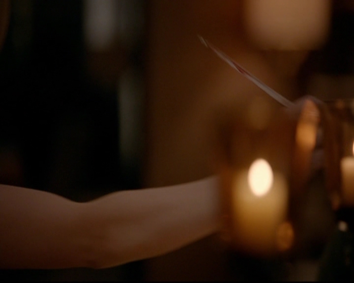 VampireDiariesWorld-dot-nl_TheOriginals_3x22TheBloodyCrown1946.jpg