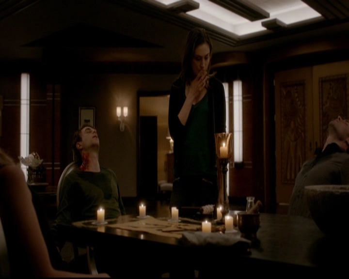 VampireDiariesWorld-dot-nl_TheOriginals_3x22TheBloodyCrown1988.jpg