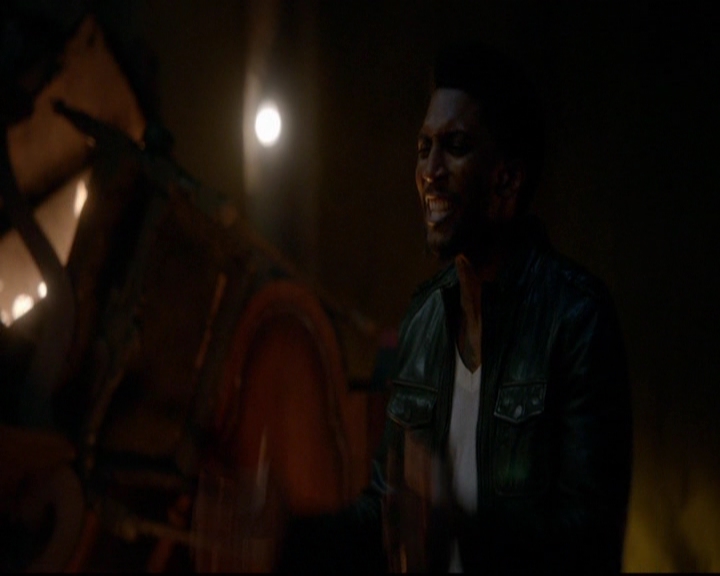 VampireDiariesWorld-dot-nl_TheOriginals_3x22TheBloodyCrown2049.jpg VampireDiariesWorld-dot-nl_TheOriginals_3x22TheBloodyCrown2049.jpg