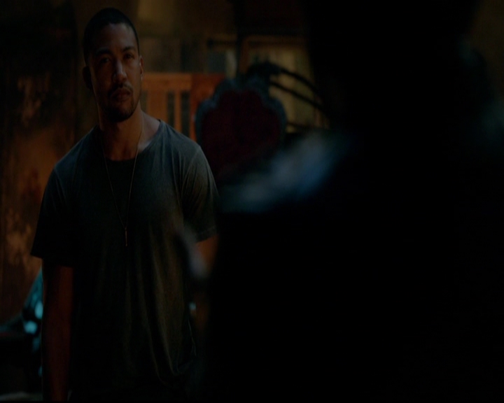 VampireDiariesWorld-dot-nl_TheOriginals_3x22TheBloodyCrown2081.jpg