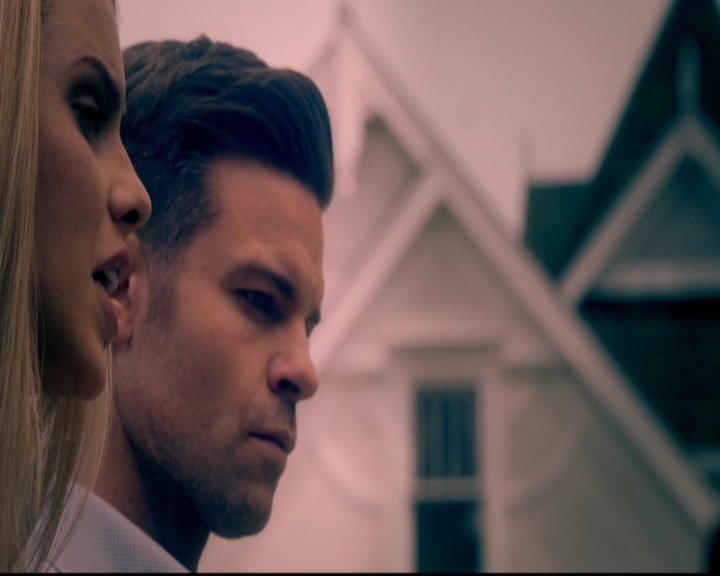 VampireDiariesWorld-dot-nl_TheOriginals_3x22TheBloodyCrown2226.jpg