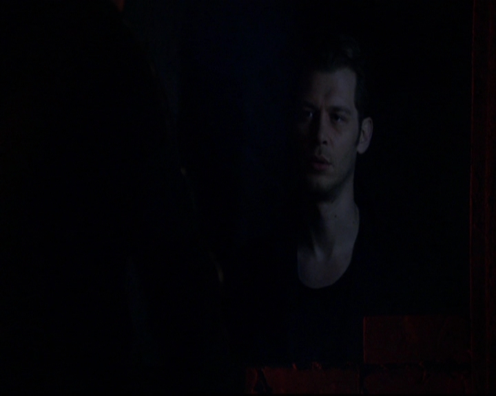 VampireDiariesWorld-dot-nl_TheOriginals_3x22TheBloodyCrown2250.jpg