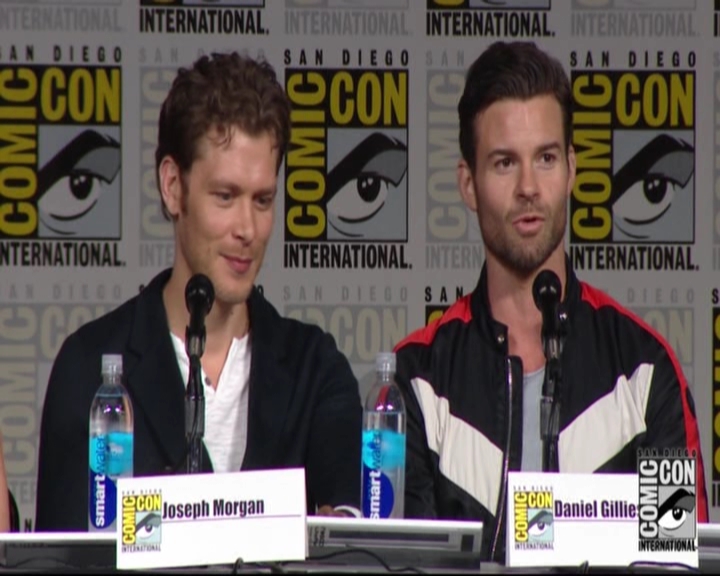 VampireDiariesWorld-dot-nl_TheOriginals_Season3-2015ComicConPanel0229.jpg VampireDiariesWorld-dot-nl_TheOriginals_Season3-2015ComicConPanel0229.jpg