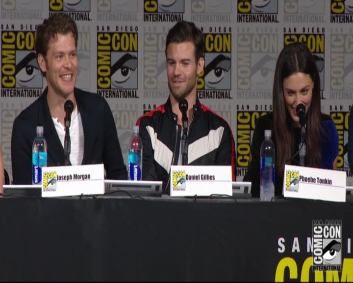 VampireDiariesWorld-dot-nl_TheOriginals_Season3-2015ComicConPanel0271.jpg