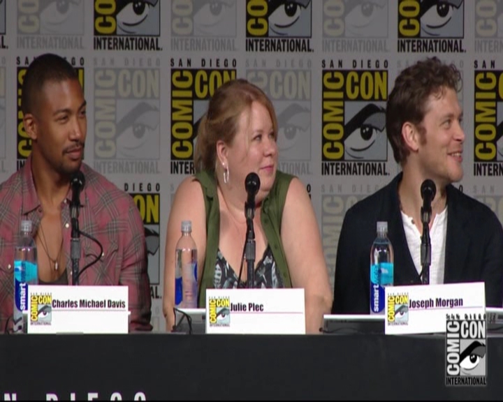 VampireDiariesWorld-dot-nl_TheOriginals_Season3-2015ComicConPanel0580.jpg
