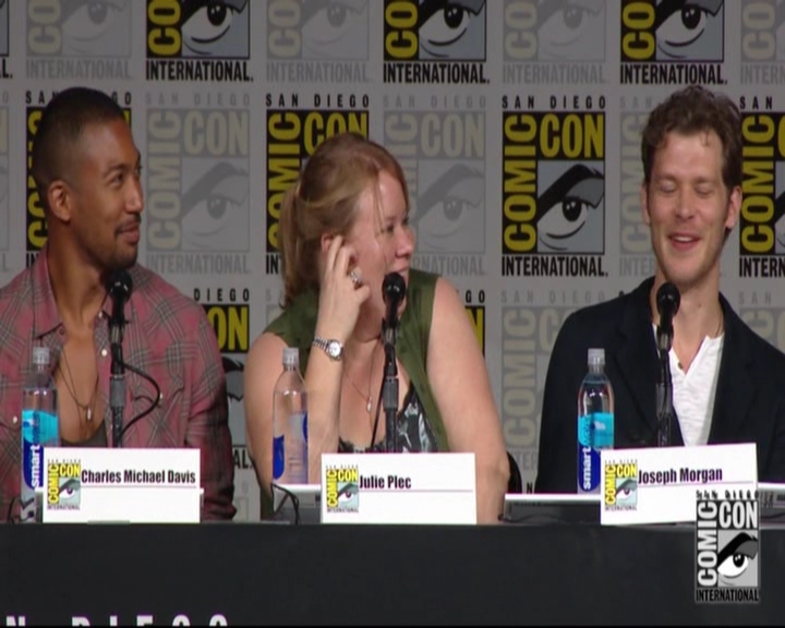 VampireDiariesWorld-dot-nl_TheOriginals_Season3-2015ComicConPanel0587.jpg