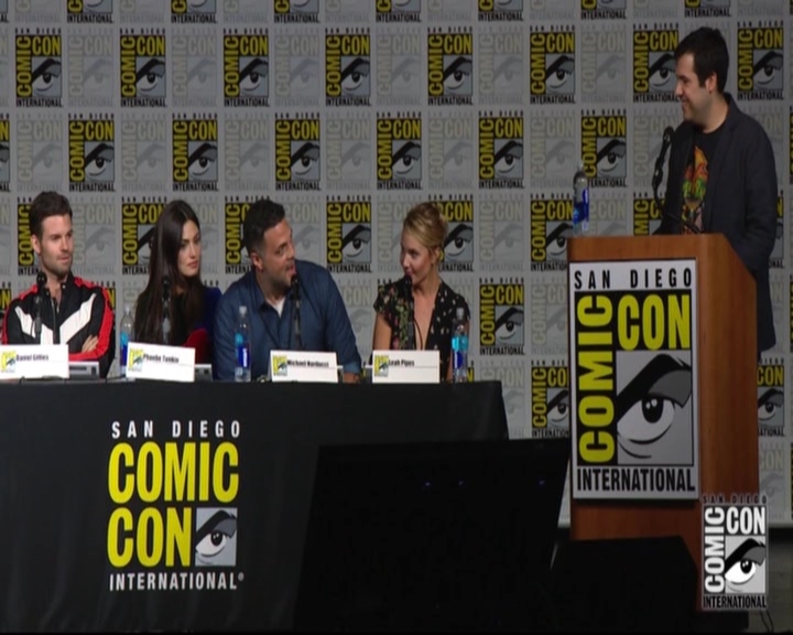VampireDiariesWorld-dot-nl_TheOriginals_Season3-2015ComicConPanel0876.jpg