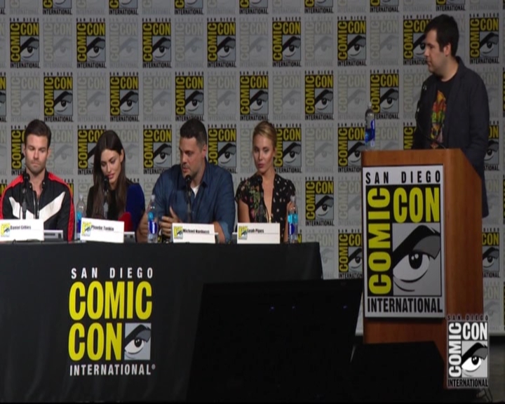 VampireDiariesWorld-dot-nl_TheOriginals_Season3-2015ComicConPanel0931.jpg