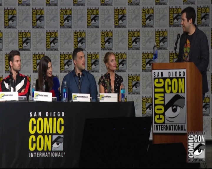 VampireDiariesWorld-dot-nl_TheOriginals_Season3-2015ComicConPanel0984.jpg